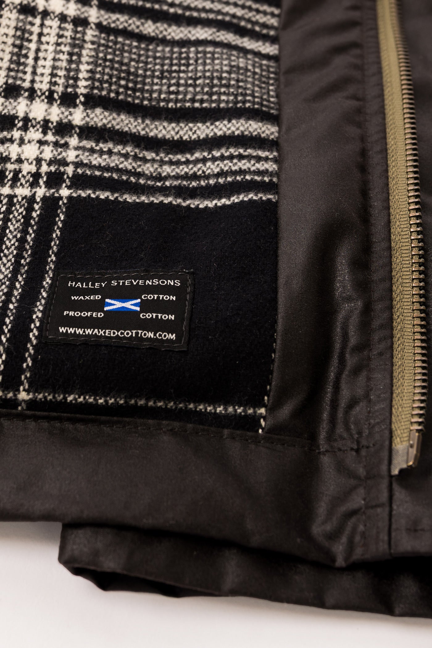 The Freeman – Waxed Cotton - Walnut