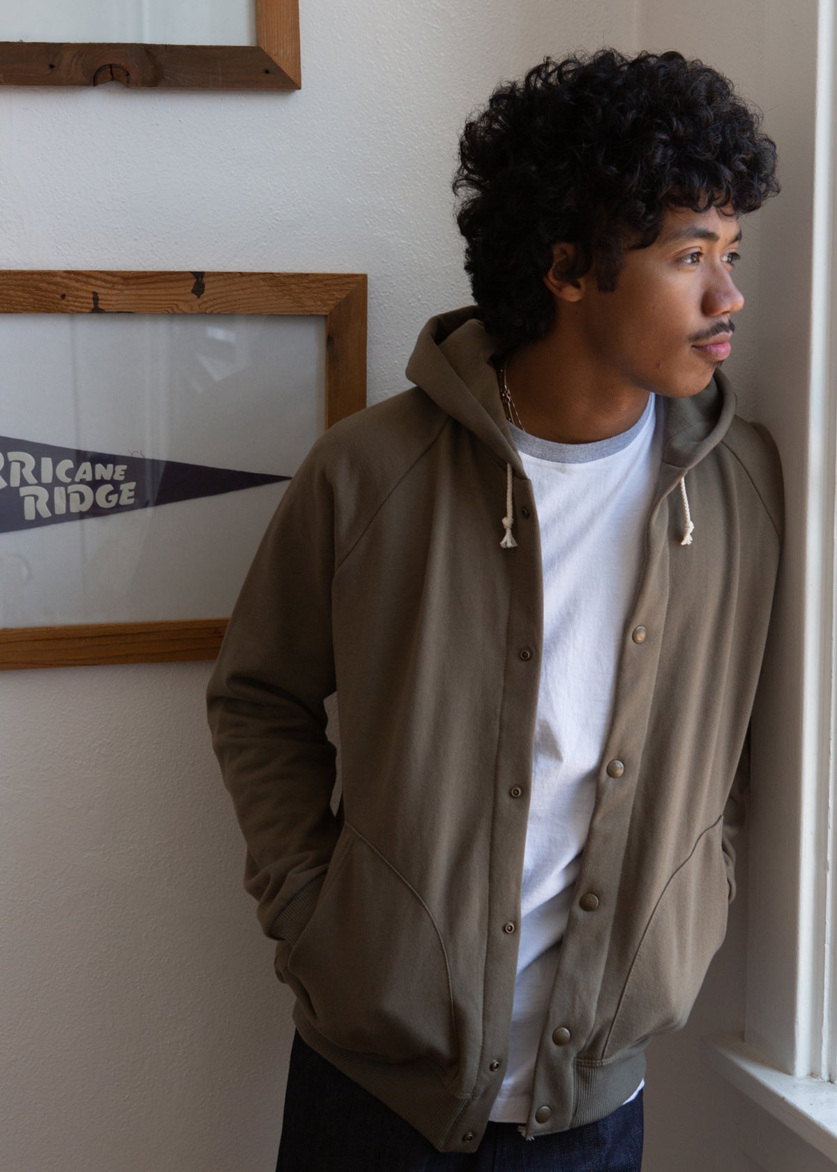 Freeman - Essential Tee - White and Gray Ringer